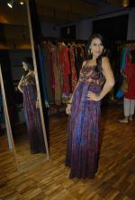 at Kavita Bhartia_s metalwork launch and Divya Mohta_s resort wear collection in Ogaan on 20th Dec 2011 (49).JPG